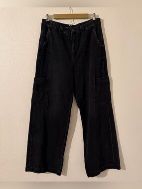 American Eagle Jeans Women's 12 Black Super High Rise Baggy Wide Leg Cargo Denim
